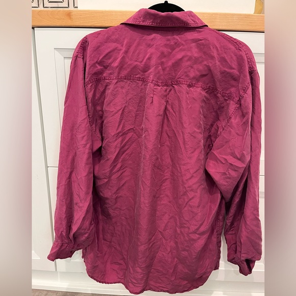 VINTAGE 100% silk button up shirt - Picture 2 of 3